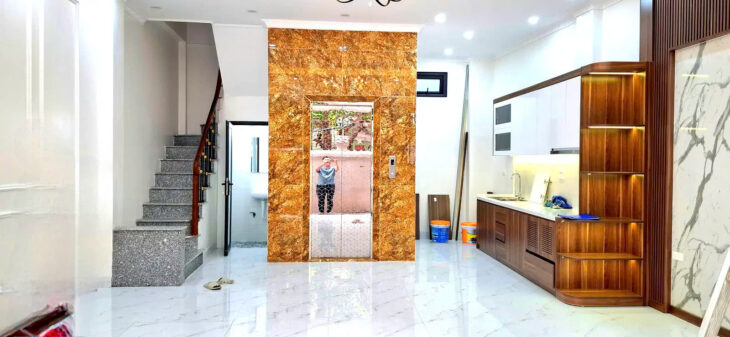 BÁN NHÀ PHỐ XUÂN LA- TÂY HỒ, 52M2, 6 TẦNG- THANG MÁY, 11.3 TỶ.
