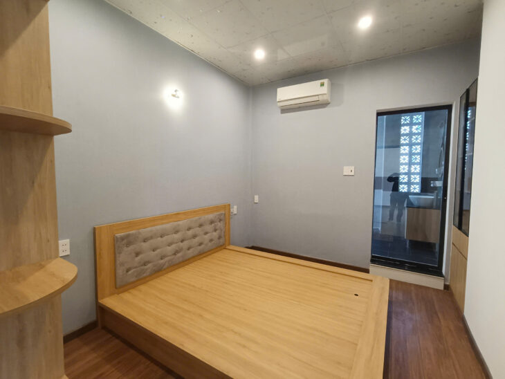 Nhà 60m, ra đường Lê Duẩn rất gần, Trung tâm mua sắm của Đà Nẵng, giá 3 tỷ 050