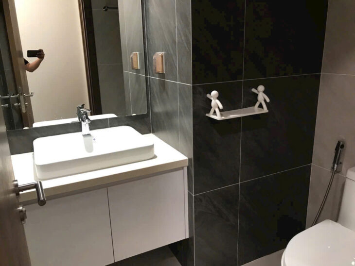 Bán gấp căn 2 ngủ tầng trung Home City, 177 Trung Kính, giá rẻ nhất thị trường