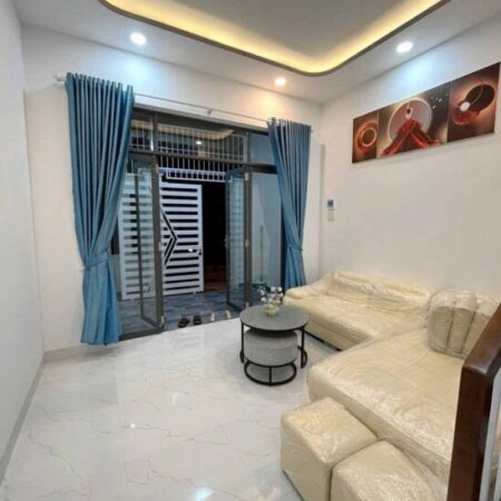 Bán nhà 2 tầng mặt tiền đường Hoà Trung Vĩnh Hoà, Nha Trang – Giá 2 Tỷ 250 Triệu