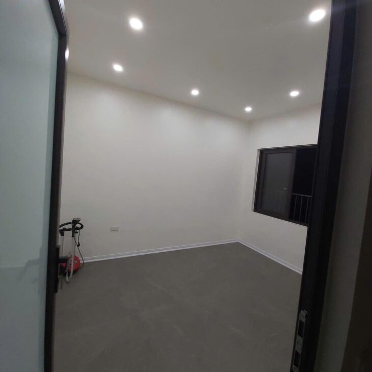 Bán nhà Yên Nghĩa-Hà Đông,DT 55m2 x 3T,MT rộng 5m, đường lớn,ngõ thông ô tô tránh. Giá 4.5 tỷ