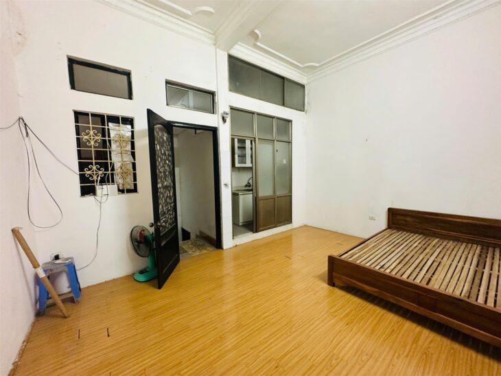Bán Nhà Phố Tây Sơn – Đống Đa – Ba Bước Ra Mặt Phố – Diện Tích gần 40m, 4 tầng, Nhỉnh 4 tỷ 5 hơn