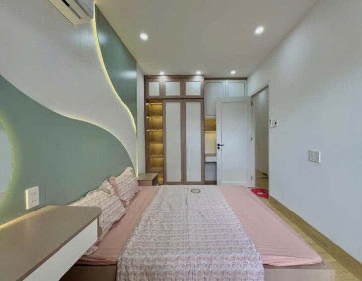 Trung tâm Hải Châu, gần đường chính Mai Lão Bạng, ô tô đậu đỗ gần nhà, giá 2 tỷ 550