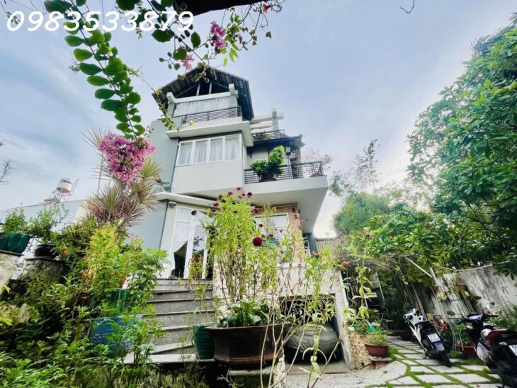 BÁN BIỆT THỰ NGAY TTTM GIGAMALL – HIỆP BÌNH CHÁNH, THỦ ĐỨC – 300M2, 4 TẦNG, 27.9 TỶ