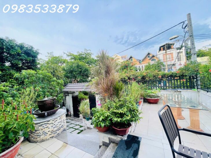 BÁN BIỆT THỰ NGAY TTTM GIGAMALL – HIỆP BÌNH CHÁNH, THỦ ĐỨC – 300M2, 4 TẦNG, 27.9 TỶ