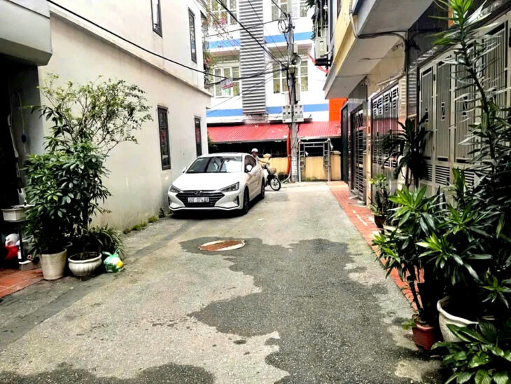 Bán nhà 5 tầng, 38m², Ngọc Thụy- Long Biên, 7.8 tỷ.Ngõ thông, ô tô đỗ cửa.