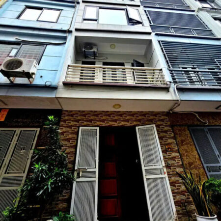 Bán nhà 5 tầng, 38m², Ngọc Thụy- Long Biên, 7.8 tỷ.Ngõ thông, ô tô đỗ cửa.