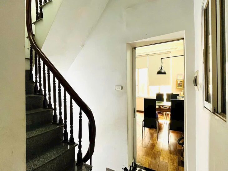 NHÀ HUỲNH THÚC KHÁNG – 25M, MT 5.7M – GIÁ 7 TỶ