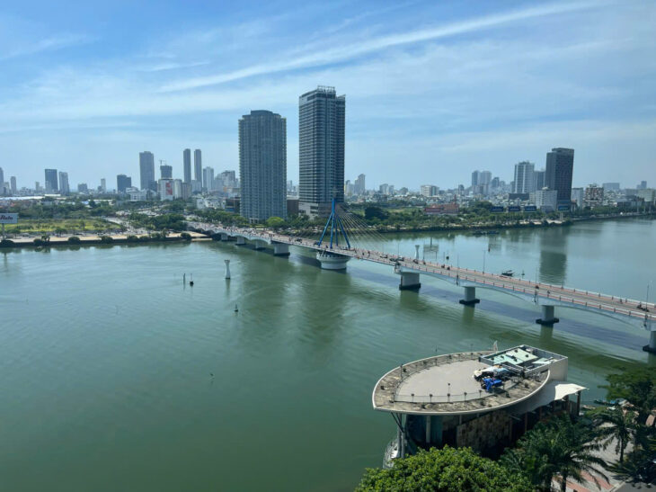 CHO THUÊ CĂN GÓC HILTON 5 PHÒNG NGỦ VIEW SÔNG HÀN – GIÁ 35 TRIỆU / THÁNG.