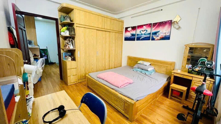 Bán nhà Quang Lãm, Hà Đông, gần Ô tô 35mx5 tầng 4.7 tỷ.