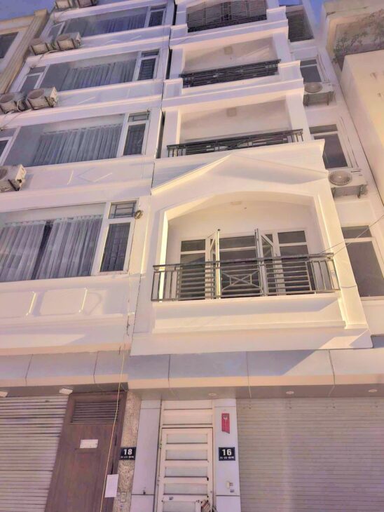 Bán nhà LK Đô thị Văn Phú-Hà Đông,DT 50m2 x 5T, Mặt tiền 5m,đường lớn ô tô tránh, nhiều tiện ích .