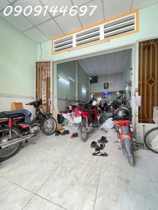 NGỘP BANK Nhà 1,5 tầng đường TÂN THỚI HIỆP 29 (TTH29), phường TTH Q12, diện tích 72m2 (4mx18m). Hẻm