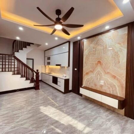 BÁN NHÀ – PHỐ VỌNG – 32M – 5 TẦNG – 5.7 TỶ – NHÀ ĐẸP – 2 MẶT THOÁNG – GIAO THÔNG THUẬN TIỆN