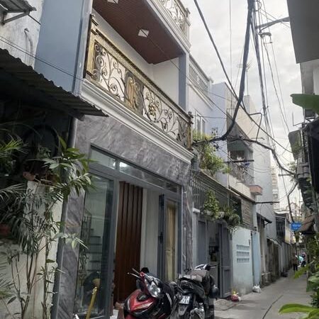 BÁN NHÀ 2 TẦNG, 40M2, TÂN KIỂNG, QUẬN 7 – GIÁ 5.8 TỶ – SỔ HỒNG CHÍNH CHỦ