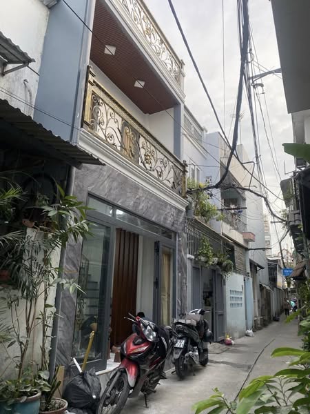 BÁN NHÀ 2 TẦNG, 40M2, TÂN KIỂNG, QUẬN 7 – GIÁ 5.8 TỶ – SỔ HỒNG CHÍNH CHỦ