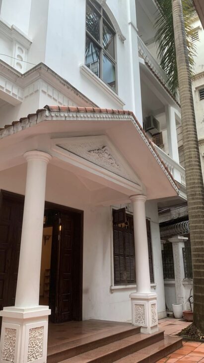 ⚜️ Biệt thự Hiếm VIP Phố Pháo Đài Láng, Đống Đa, 121m2 4T MT 20m, Chỉ 23 Tỷ ⚜️ ⚜️ Biệt thự Hiếm VIP Phố Pháo Đài Láng, Đống Đa, 121m2 4T MT 20m, Chỉ 23 Tỷ ⚜️