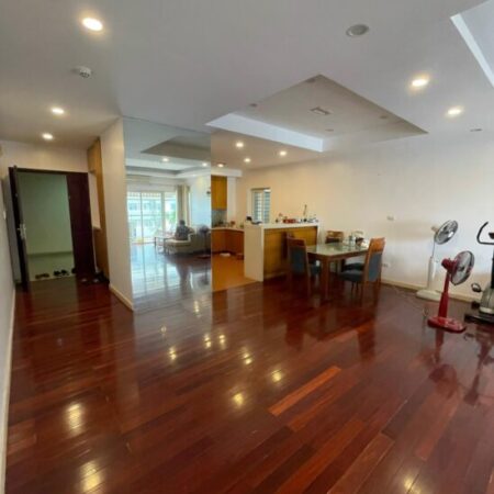 ⚜️ Siêu rẻ Chỉ 9.3 Tỷ – Chung cư M5 Nguyễn Chí Thanh, Đống Đa, 150m2 3PN+2WC, SĐCC ⚜️