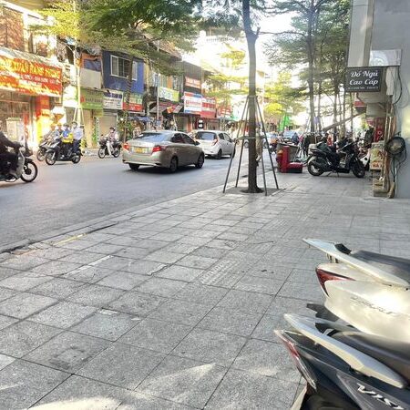 ???? RẺ NHẤT MẶT PHỐ KHÂM THIÊN, ĐỐNG ĐA, 27M2 5 T MT 3M, CHỈ 9 TỶ ???? ???? RẺ NHẤT MẶT PHỐ KHÂM THIÊN, ĐỐNG ĐA, 27M2 5 T MT 3M, CHỈ 9 TỶ ????