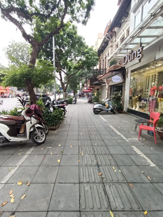 ???? SIÊU HIẾM, MẶT PHỐ VIP BÀ TRIỆU, HOÀN KIẾM, 21M2 3T MT 3.5M, CHỈ 20 TỶ ????
