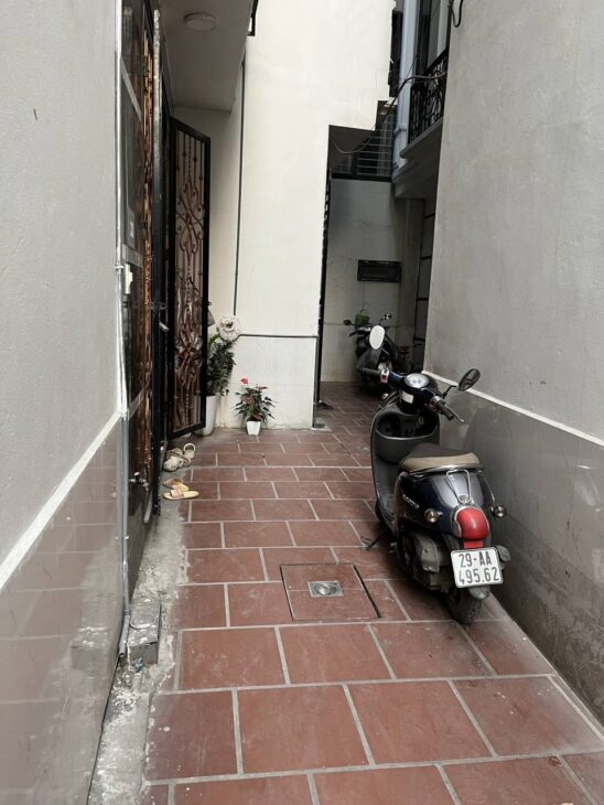 Bán nhà Yên Bình Yên Nghĩa giá 3.45 tỷ, diện tích 30m2, 4 tầng, mặt tiền 5.3m