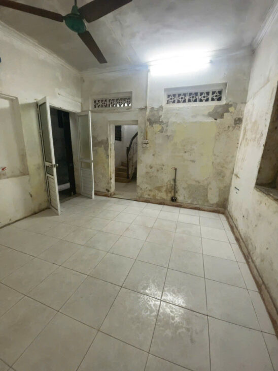 Bán nhà 4 tầng cũ giá đầu tư cực tốt tại Thịnh Quang – Đống Đa