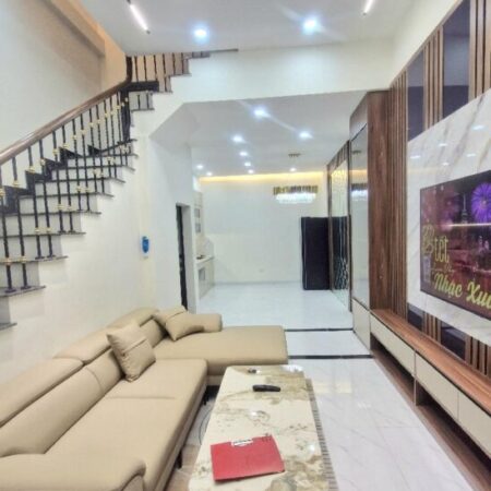 MAI ĐỘNG: NHÀ ĐẸP, NGÕ NÔNG, FULL NỘI THẤT