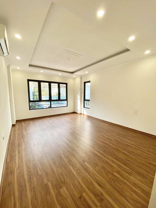 LIỆU CÓ CHÓNG VÁNH! Chính chủ bán nhà Phúc Lợi, gara, thang máy, 42m2, 7.45 tỷ