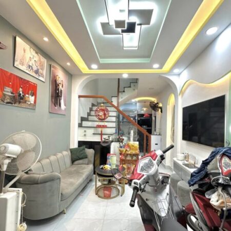 Siêu Phẩm Ngọc Thụy Long Biên, 31m², 5 Tầng, Full nội thất, Sẵn Sàng Dọn Vào Ở 0902318197