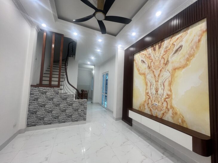 BÁN NHÀ TỰU LIỆT, THANH TRÌ, LÔ GÓC 2 THOÁNG, SD 40M2, 5.75 TỶ