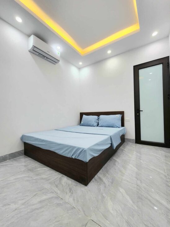 CĂN HỘ DICH VỤ NGUYỄN KHÁNH TOÀN 60M2 x 6T THANG MÁY, 10 PKK CHỈ 15 TỶ