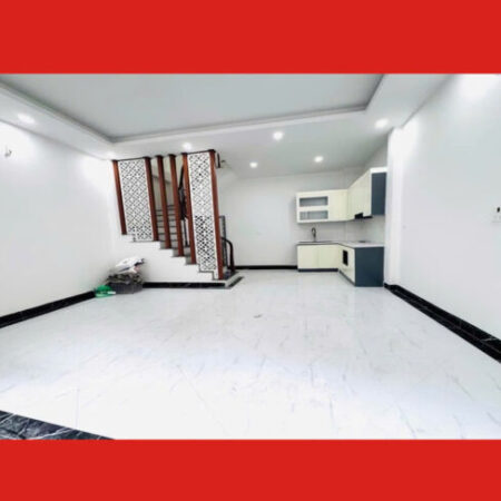 ngôi nhà Đẹp Đón Noel – Ngọc Thụy – xe con Đỗ Ngõ – Chỉ 4.X Tỷ