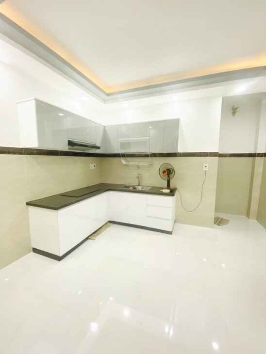 Cần bán gấp nhà HOÀNG HOA THÁM, 4 lầu, 56m2, 6.3 tỷ