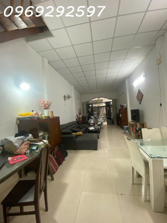 CHỈ 8.2 TỶ – NHÀ 3 TẦNG – HXH BÙI THẾ MỸ – TÂN BÌNH – DỌN VÀO Ở NGAY
