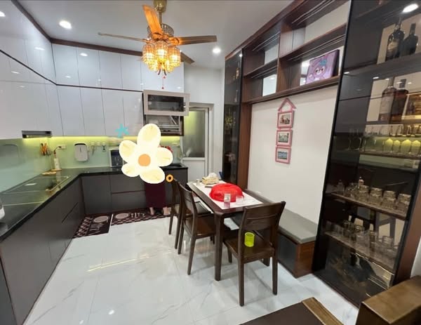 Chấp nhận lỗ bán NHÀ ĐẸP MỸ ĐÌNH 6 tỷ 35m x 5T dân xây chắc chắn