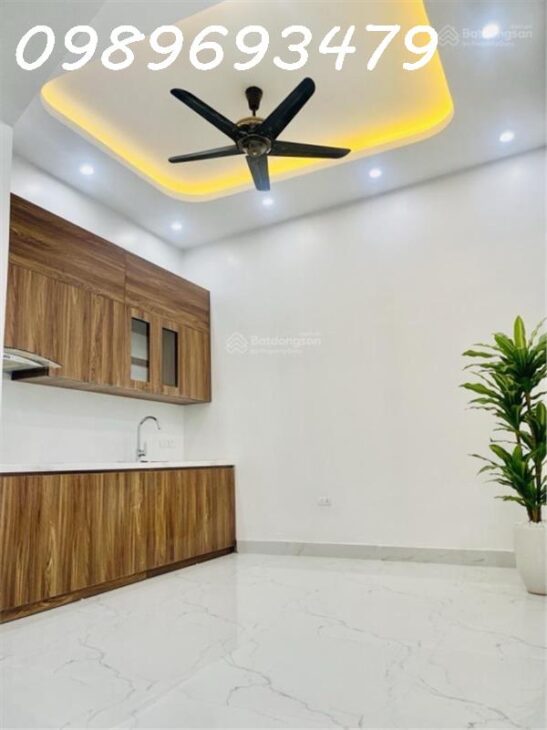 Cực hiếm, ôtô đỗ cửa, trung tâm Thanh Xuân, view hồ Khương Hạ, 41m2, hơn 7 tỷ