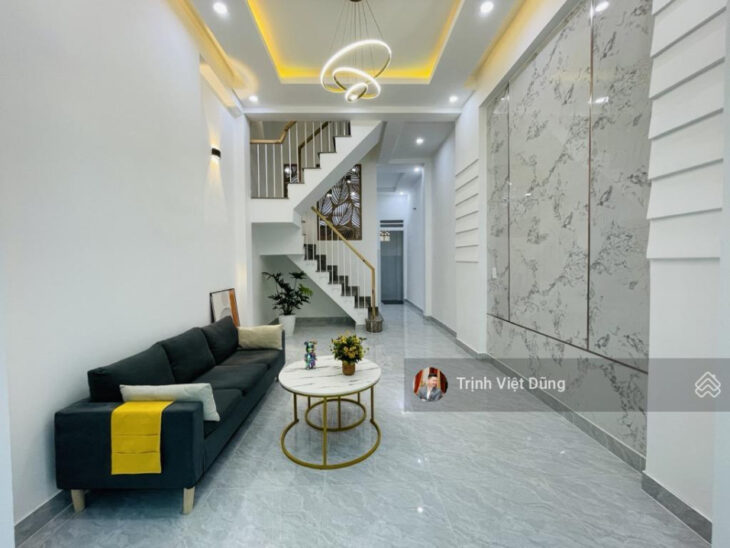 Nhà đối diện Gigamall KCBT 2Tầng, 3PN, 2WC – Mới xây đẹp ở luôn, 2 tỷ 320