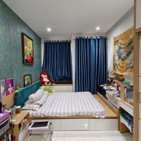 Bán gấp nhà CMT8, Q10, 3 lầu, ST, giá 5.25 tỷ, giảm 750tr.