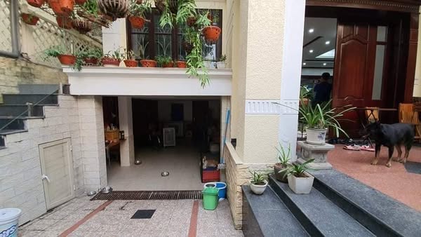 Bán gấp biệt thự đẹp ở ngay khu đô thị Trung Văn Hancic, 106m2 5 tầng view thoáng