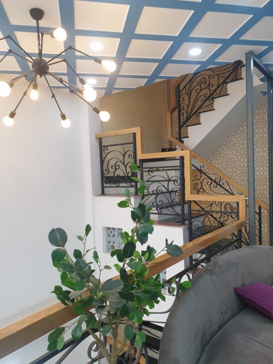 Bán gáp nhà PHẠM VĂN ĐỒNG, 63m2, 6.5 tỷ, nhà xây kiên cố.