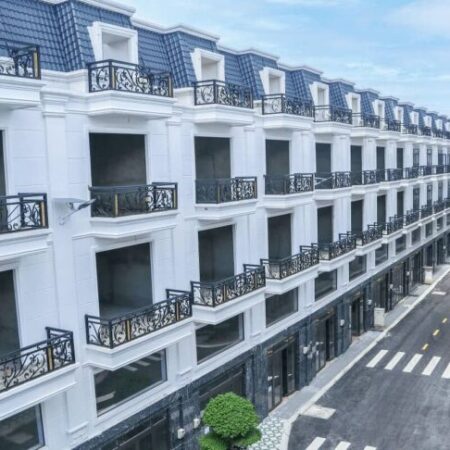 Bán nhà phố giáp Gò Vấp, giá 5.1 tỷ, 5 lầu, hẻm xe hơi. Bán nhà phố giáp Gò Vấp, giá 5.1 tỷ, 5 lầu, hẻm xe hơi.