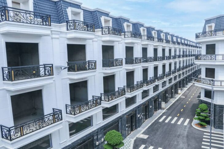 Bán nhà phố giáp Gò Vấp, giá 5.1 tỷ, 5 lầu, hẻm xe hơi.