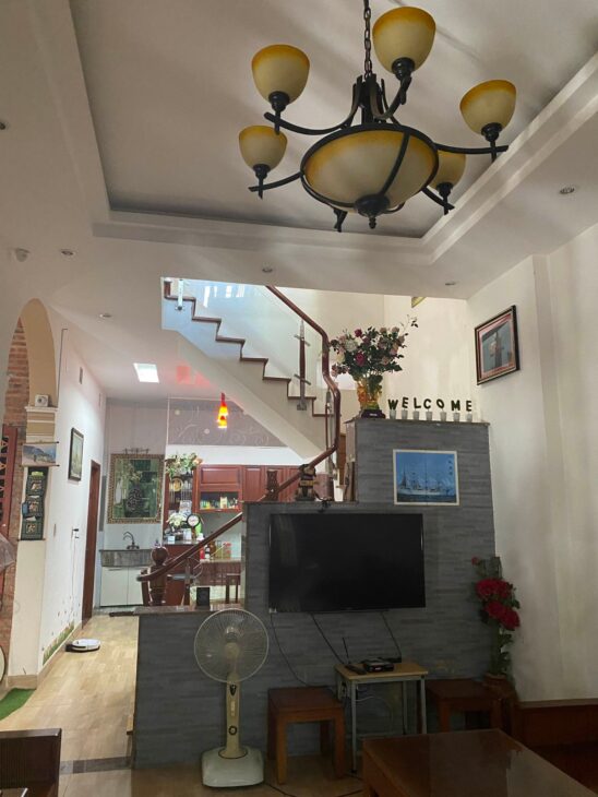 Bán gấp đi định cư đường PHAN VĂN TRỊ, 4 LẦU, 5 PHÒNG, 6.2 tỷ.