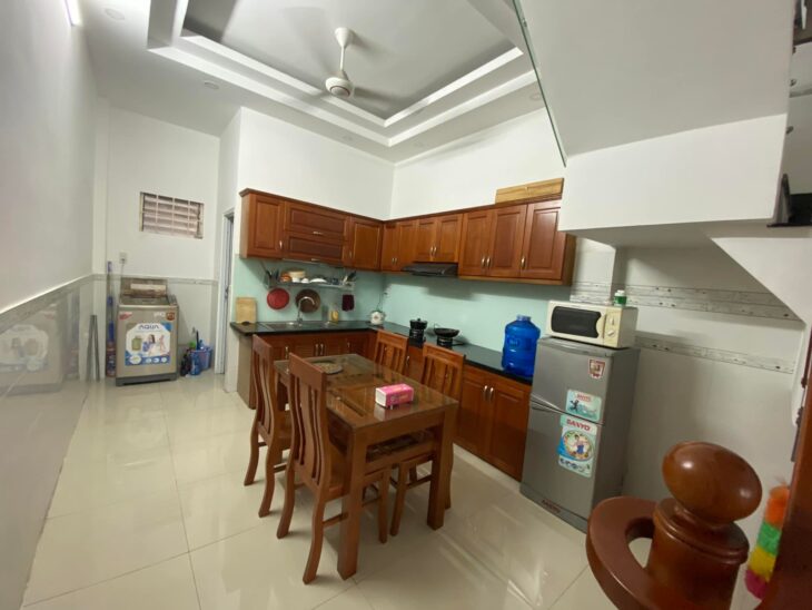 Giảm 200 triệu, giá mới 4.55 tỷ, bán nhà TRƯỜNG SA, PHÚ NHUẬN, 4m x 11m.