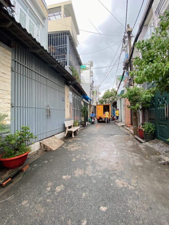 Nhà PHAN VĂN TRỊ bán, giá 5.25 tỷ, 4 lầu, 5 phòng