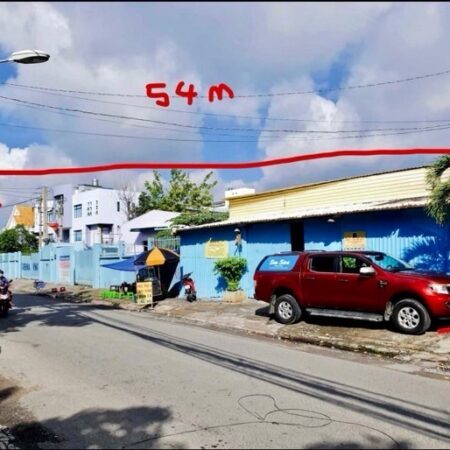 BÁN XƯỞNG 3700M2 MẶT TIỀN ĐƯỜNG 20M. NGAY KHU CÔNG NGHIỆP TÂN BÌNH