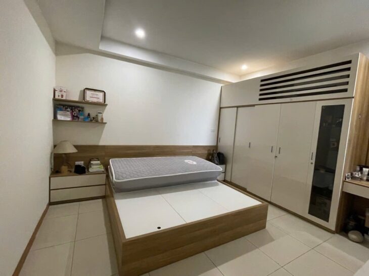 Bán nhà Quang Trung 75m2, 3 tầng, mặt tiền 4,2m, Giá 8,3 tỷ