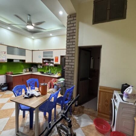 Chính chủ cần bán căn nhà 5 tầng tại Phố Vọng, Hai Bà Trưng. Diện tích: 45m², thiết kế đẹp, ô tô đỗ