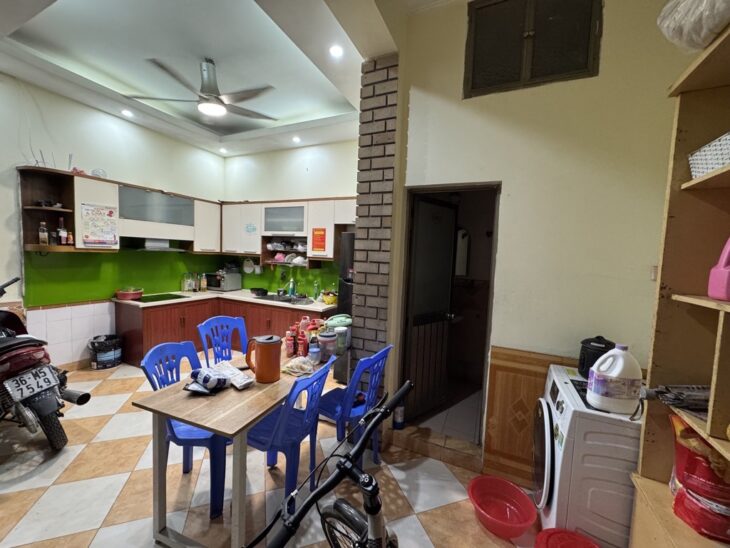Chính chủ cần bán căn nhà 5 tầng tại Phố Vọng, Hai Bà Trưng. Diện tích: 45m², thiết kế đẹp, ô tô đỗ