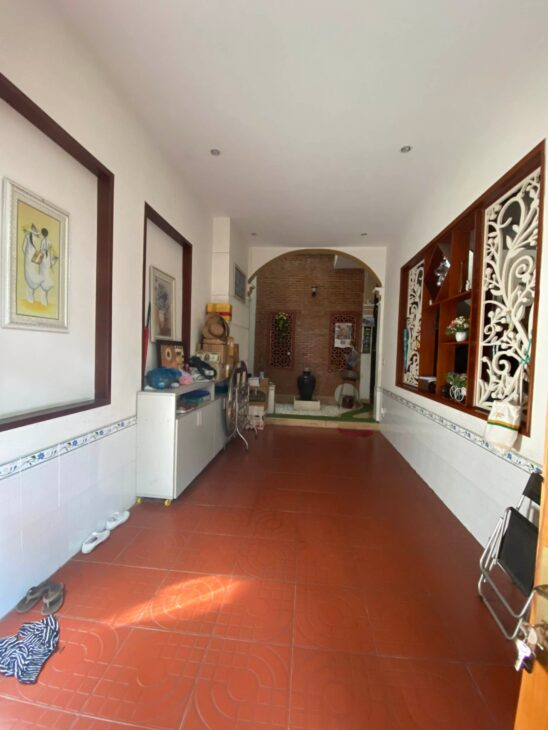 Bán gấp đi định cư đường PHAN VĂN TRỊ, 4 LẦU, 5 PHÒNG, 6.2 tỷ.