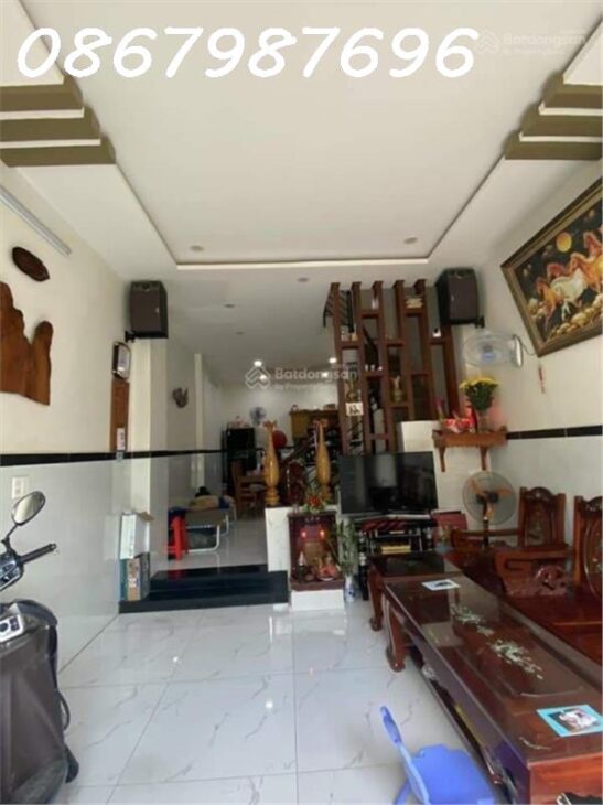 Chỉ 5,2tỷ – Bán nhà 3 tầng mới xây gần biển Hòn Chồng, Nha Trang
